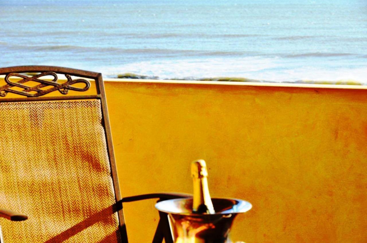 Solyar Luxury Spanish Beachfront Home 波乔米尔 外观 照片